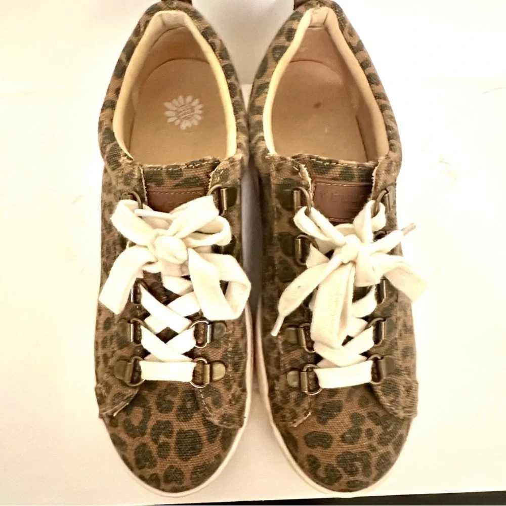 Yellow Box Cheetah Platform Sneakers Size 7